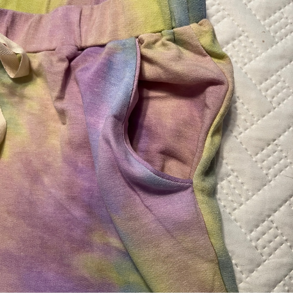 BiBi Tie-Dye Shorts - Picture 4 of 7